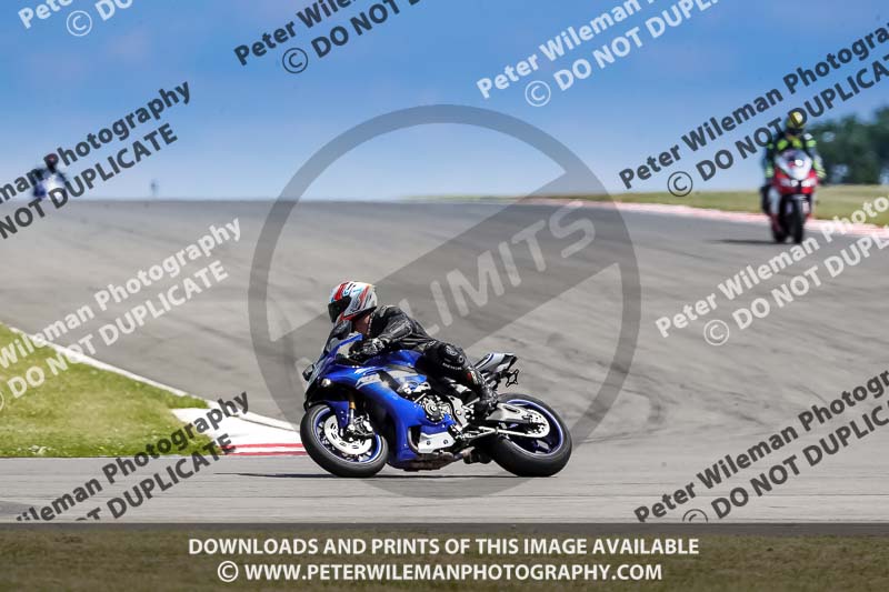 donington no limits trackday;donington park photographs;donington trackday photographs;no limits trackdays;peter wileman photography;trackday digital images;trackday photos